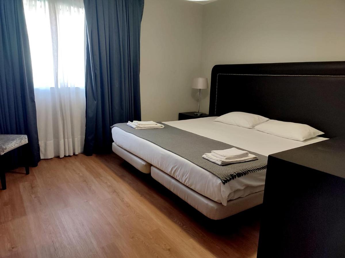 Vila Hotel By Vimahotels กิมาไรส์ ภายนอก รูปภาพ