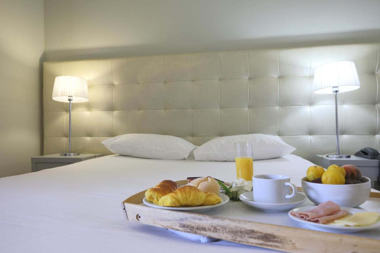 Vila Hotel By Vimahotels กิมาไรส์ ภายนอก รูปภาพ